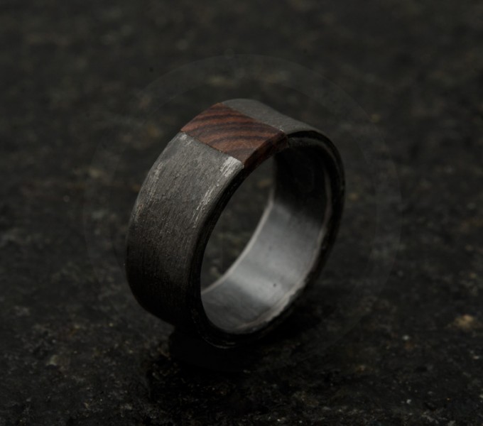  Contemporary ring with tantalum and wood